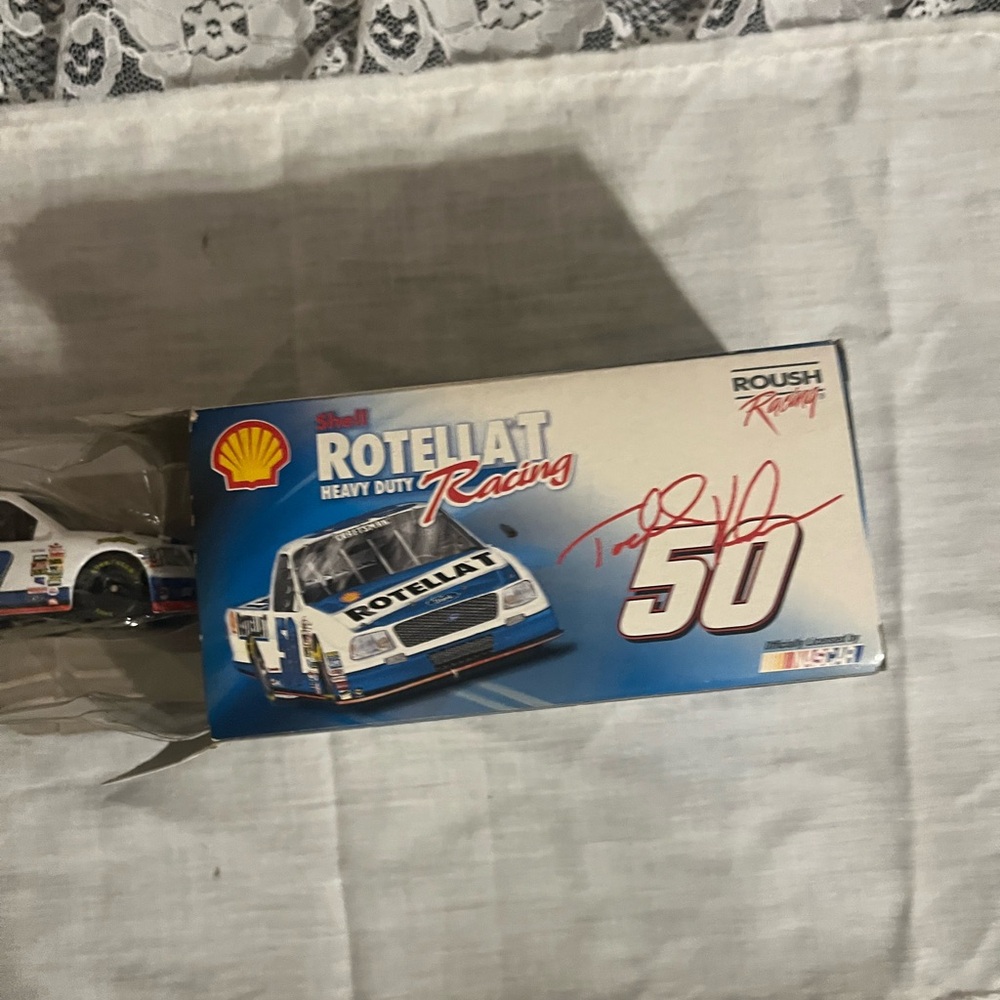 Shell Racing Truck - Picture 4 of 6